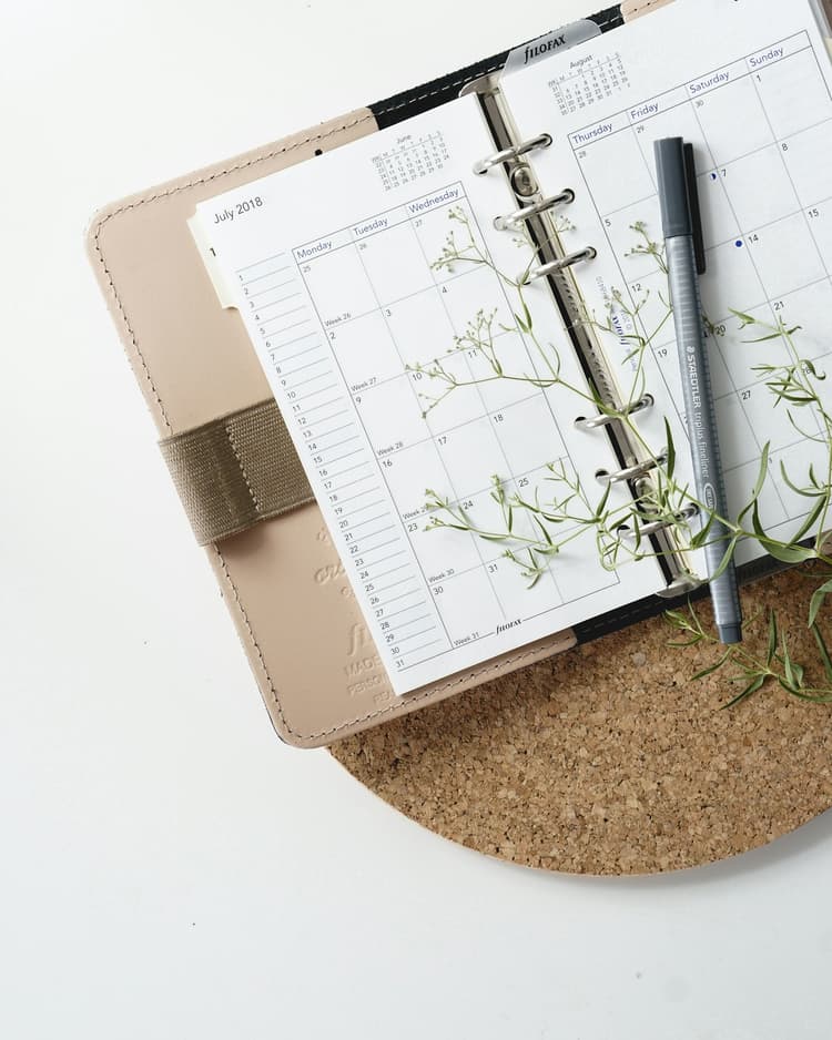 Photo of a diary by Renáta-Adrienn on Unsplash